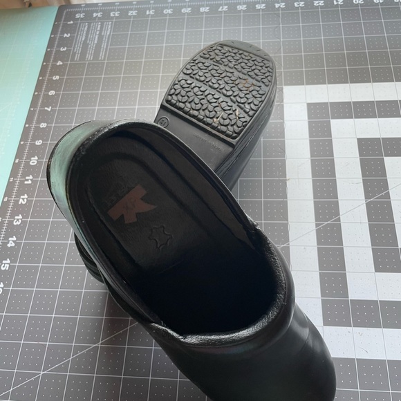 Dansko XP - Picture 3 of 5